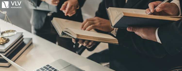 Como contratar advogado em Londrina – PR?