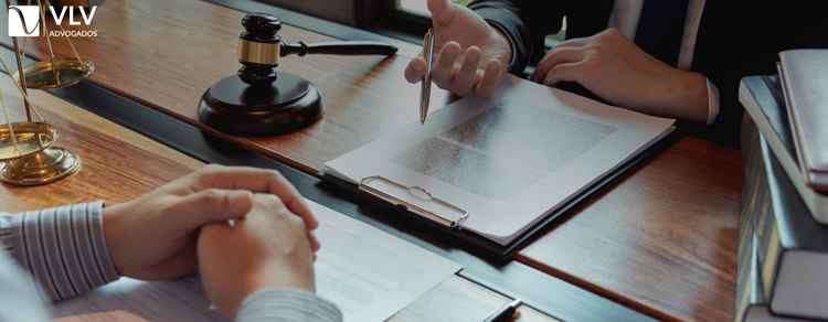 advogado gratuito em franco da rocha atendendo cliente