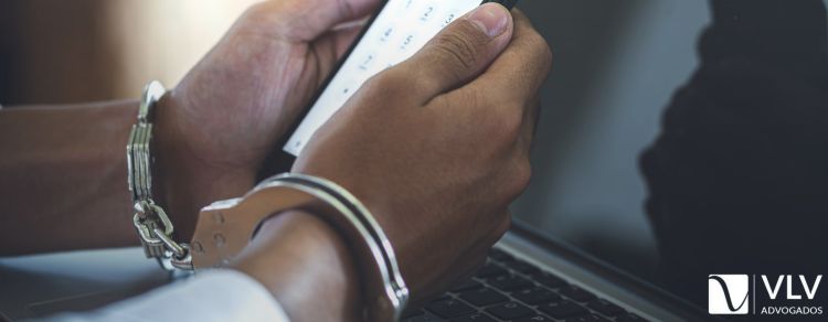 imagem representando crime cibernético