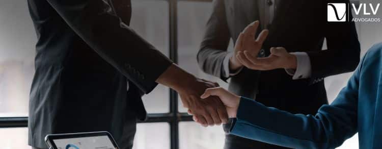 Fusão de Empresa: O Que é e Como Funciona 