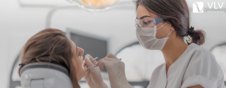 Vínculo de emprego entre dentista e clínica: Como funciona?
