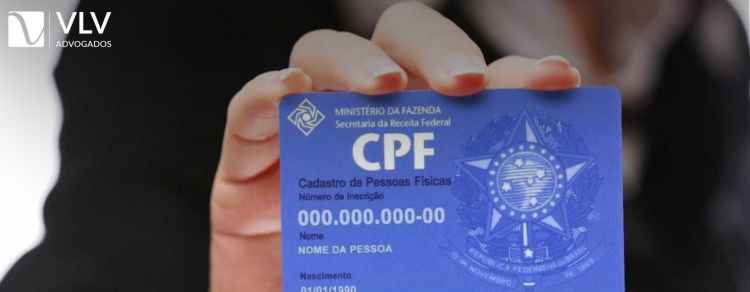Situação cadastral de CPF e CNPJ: como consultar? 1 imagem de cartão CPF, representando consulta à situação cadastral