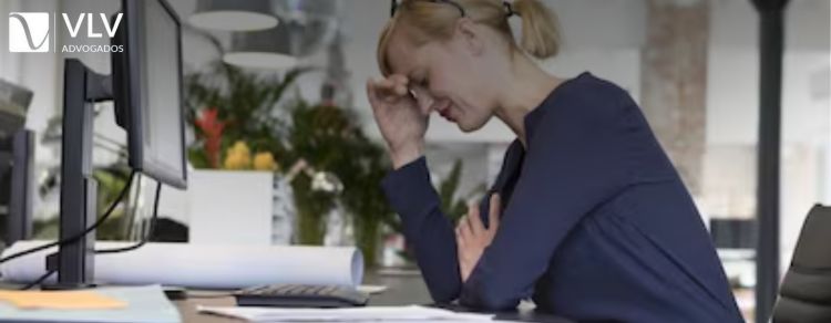 Imagem representando jornada de trabalho aos domingos e feriados.