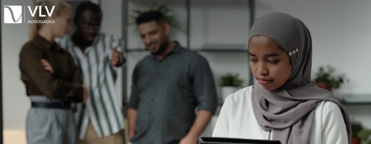 Intolerância religiosa no trabalho: combate à discriminação