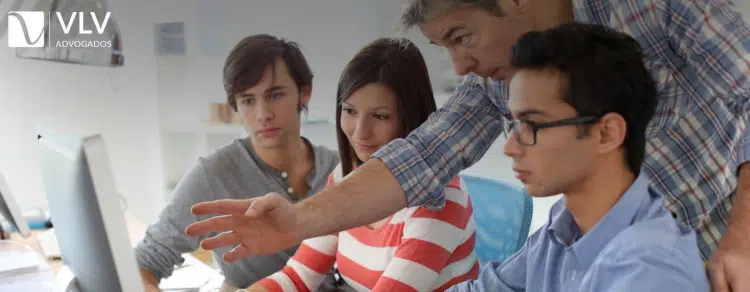 Estágio na Faculdade: Prepare-se Para o Mercado de Trabalho