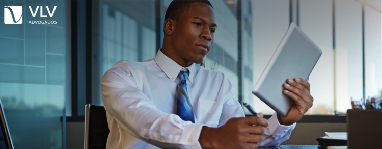 Direito e Marketing Digital: Como estão relacionados? 4 Qual a importância de um advogado especialista em marketing digital?