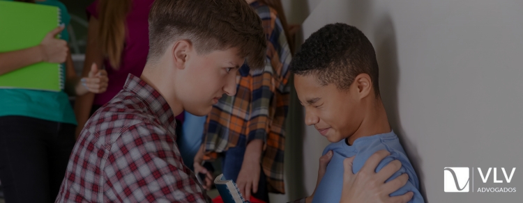 o colega quer bater no meu filho o coleguinha quer bater no meu filho o amigo quer bater no meu filho