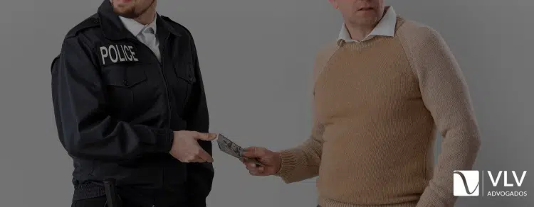 Crime de extorsão: o que é e qual a pena? - VLV Advogados