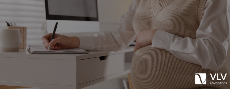 Auxílio-maternidade: como solicitar esse benefício? 1 imagem representando auxílio-maternidade.