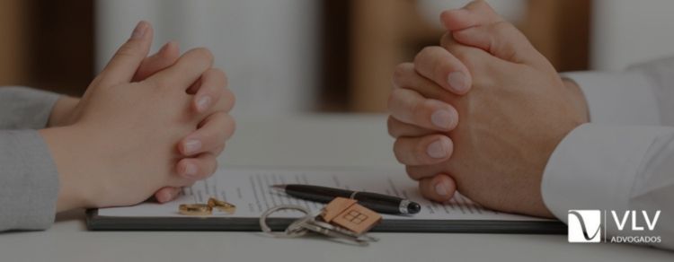 imagem ilustrativa de uma certidão de divórcio