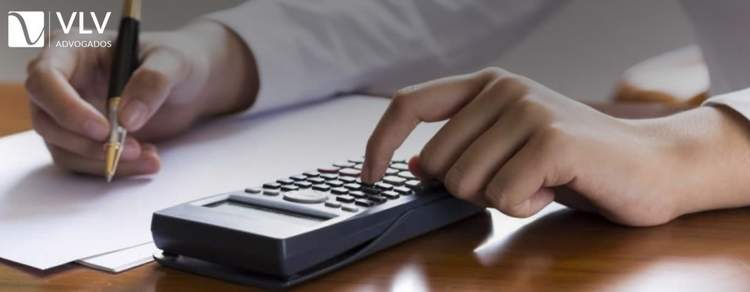 imagem representando acerto de funcionário não registrado