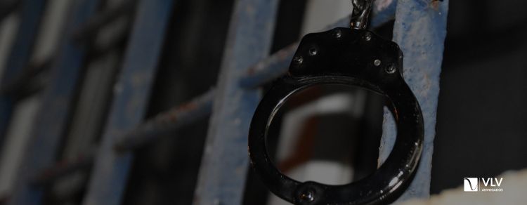 Revogação de prisão preventiva por estupro