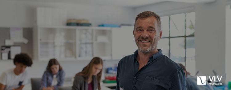 Jornada de trabalho do professor: como funciona?