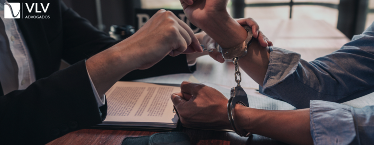 imagem representando advogado criminalista