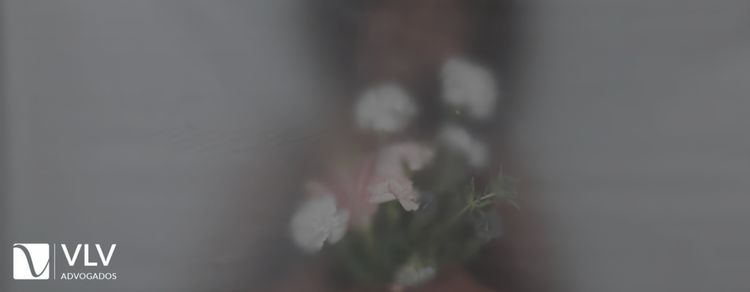 Imagem representando divórcio após morte.