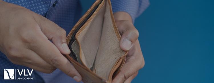 Afastado e sem receber? Saiba o que fazer! 1 Imagem representando afastado e sem receber