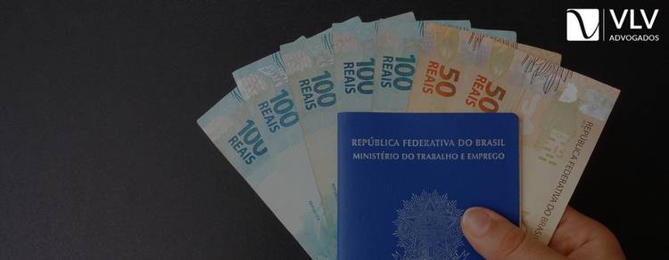 Tive desconto indevido no salário, o que fazer? 1 Imagem representando desconto indevido no salário.