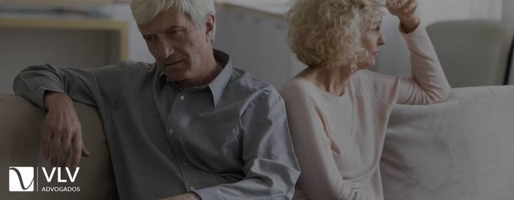Divórcio cinza: por que cresce entre casais maduros? 1 Imagem representando o divórcio cinza.