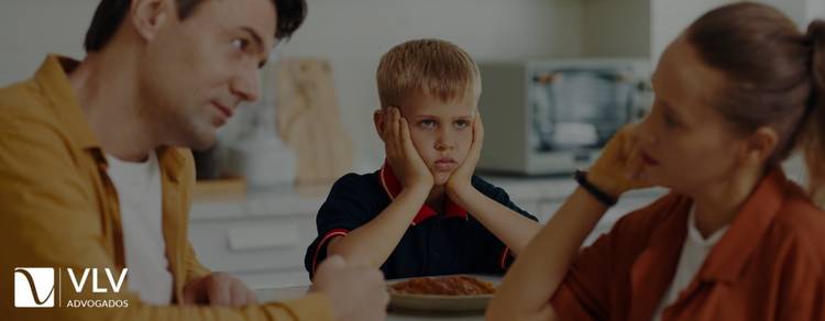 O pai tirou o plano de saúde: posso incluir na pensão? 1 Imagem representando pensão