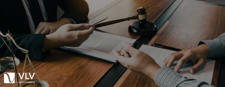 Prescrição retroativa: como funciona e qual o cálculo? 1 Imagem representando prescrição retroativa.