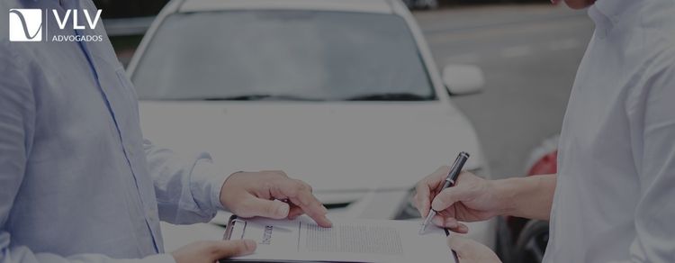 Imagem representando veículo quitado com alienação indevida.