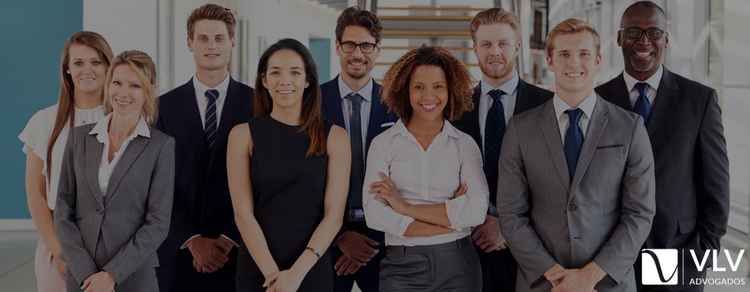 Imagem representando vínculo irregular em órgãos públicos