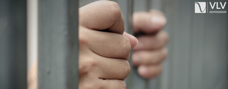 Réu que completa 70 anos antes do acórdão pode ter prazo prescricional reduzido 1 Imagem representando prazo prescricional reduzido.