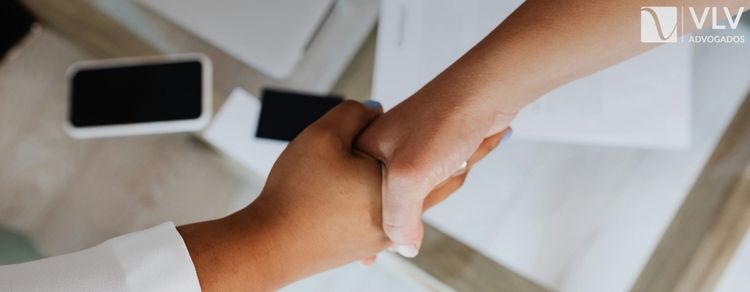 Vítima de violência doméstica pode acessar histórico criminal do agressor 1 Imagem representando vítima de violência doméstica pode acessar histórico criminal do agressor.