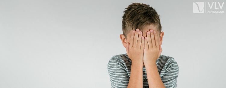 Escola terá de pagar pensão vitalícia a aluno que perdeu a visão de um olho após acidente 1 Imagem represnetando pensão vitalícia.