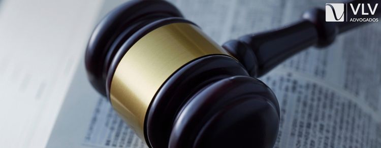 Marco legal contra o crime organizado e penas duras para adulteração de bebidas avançam na Câmara 1 Imagem representando crime organizado.