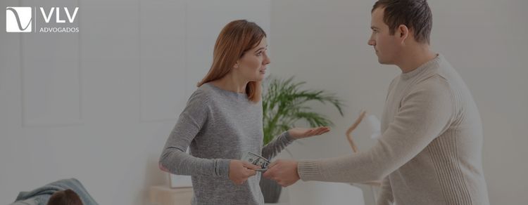 As consequências de atrasar a pensão dos filhos 1 Imagem representando atrasar a pensão dos filhos.