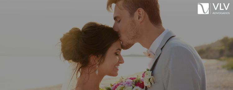 Estrangeiros podem se casar no Brasil? 1 Imagem representando estrageiros casando.