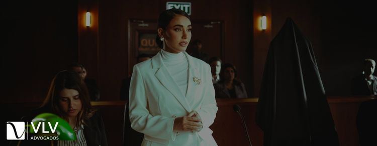 Falar sem advogado pode piorar sua situação! 1 Imagem representando falar sem advogado.