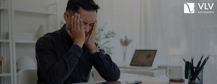 Posso trabalhar enquanto aguardo auxílio-doença? 1 Imagem representando auxílio-doença.