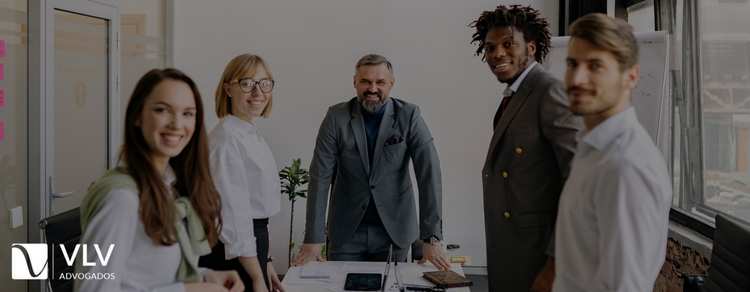 O desemprego atinge mais mulheres ou homens no Brasil? 1 Imagem representando desemprego.