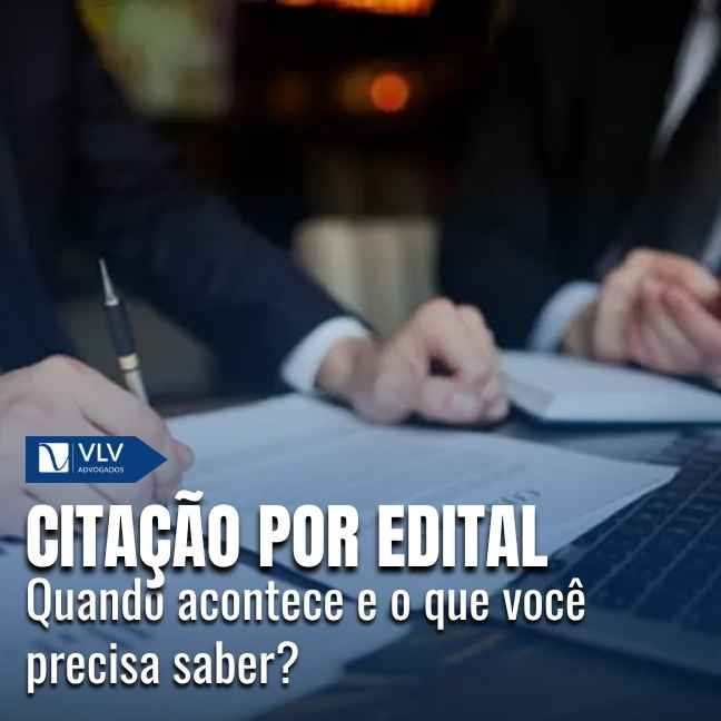 A citação por edital é uma forma de comunicação usada pela Justiça quando não é possível localizar a pessoa que precisa ser chamada para um processo judicial.