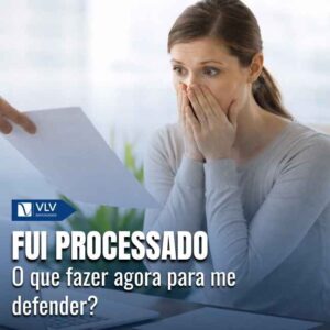 Ser processado significa que alguém ajuizou uma ação judicial contra você e levou essa situação ao Poder Judiciário para análise de um juiz.