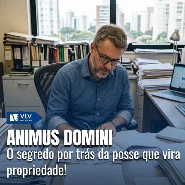 A autotutela é o poder que a Administração Pública tem de revisar e corrigir seus próprios atos sem precisar da intervenção do Judiciário. 