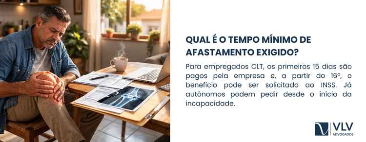 Para trabalhadores com carteira assinada, existe um período mínimo de afastamento.