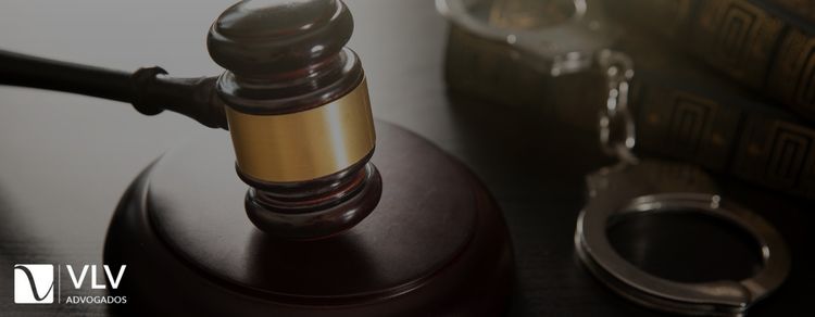 Crescimento de processos criminais nos últimos anos 1 Imagem representando processos criminais.