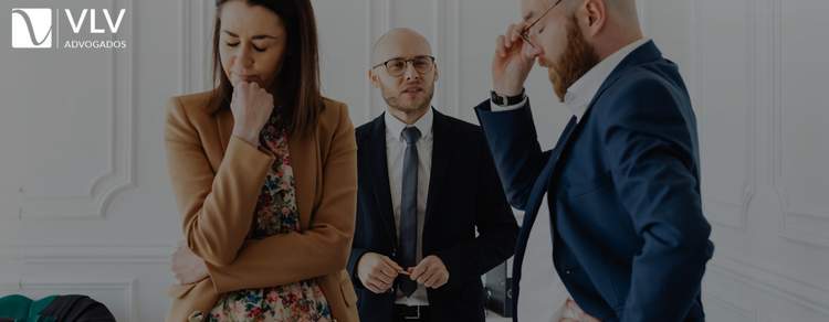 Divórcio com falência de um dos cônjuges: o que acontece com bens e dívidas? 1 Imagem representando divórcio com falência de um dos cônjuges.