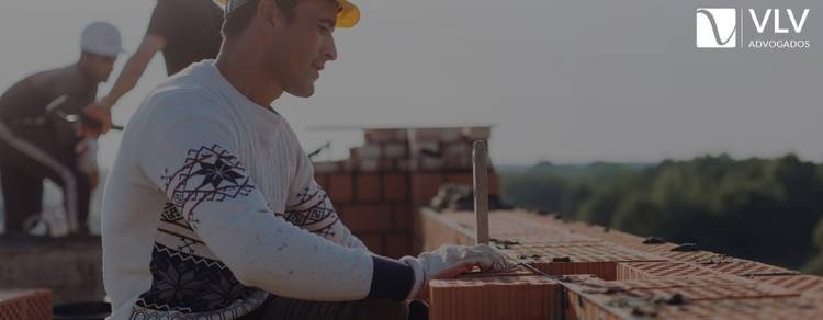 Trabalha em obra sem EPI adequado? Atenção! 1 Imagem representando trabalho em obra sem EPI.