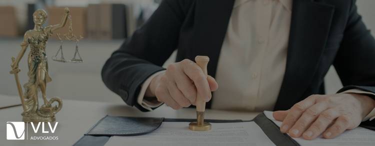 Quanto tempo dura um processo criminal no Brasil? Veja o que mostram os dados 1 Imagem representando processo criminal.