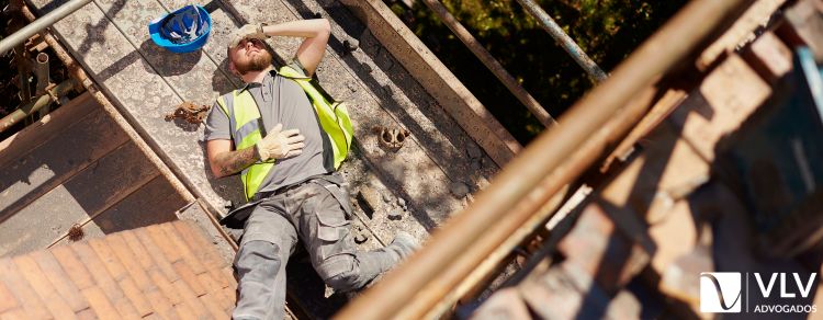 Acidente de trabalho por falta de EPI, quais os direitos? 1 homem que sofreu acidente de trabalho por falta de EPI