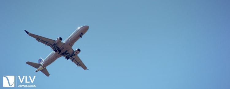 avião representando cancelamento de voo