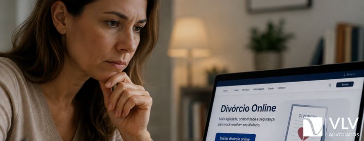 Como fazer o divórcio pela internet? Passo a passo do divórcio online 1 mulher fazendo o divórcio online pela internet