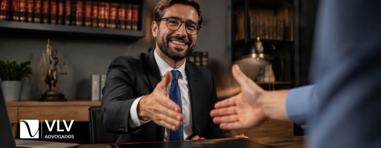 O que faz um advogado especialista em Direito Civil? 3 imagem representando advogado cívil