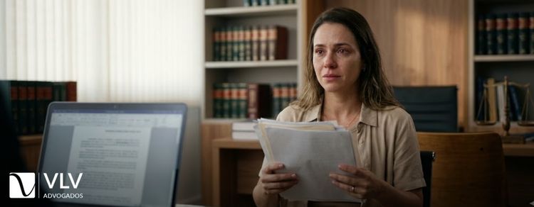 mulher em divórcio com medida protetiva