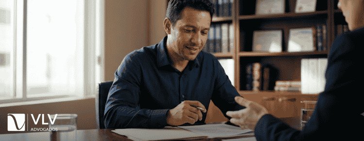 Recebi intimação de prisão por pensão: o que fazer agora? 3 Não espere o mandado chegar: cada hora conta nessa situação